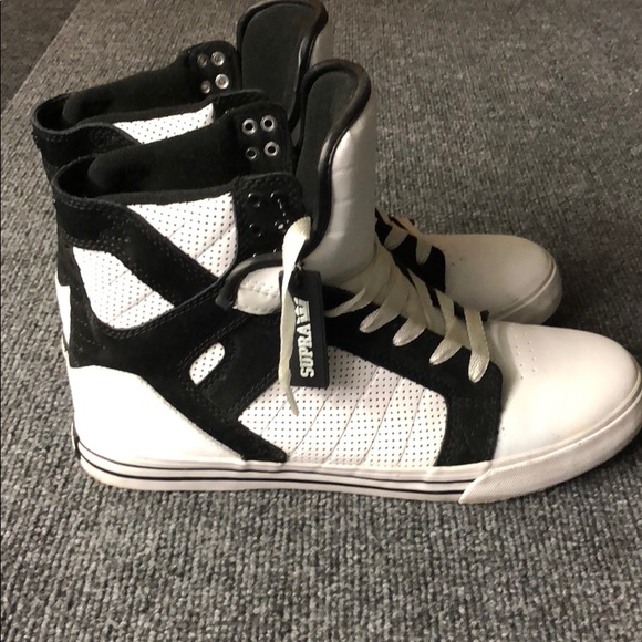 nike tennis shoes for women